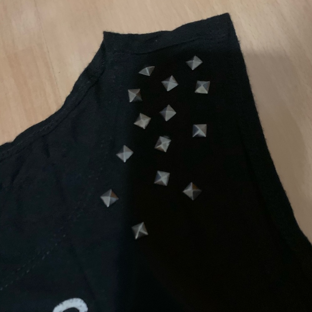 Tank top - Picture 2 of 3